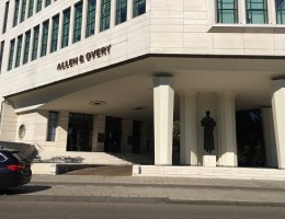 Allen & Overy legal adviseur PAI bij verkoop Roompot