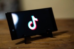 Bessent: VS zijn dicht bij deal met China over TikTok