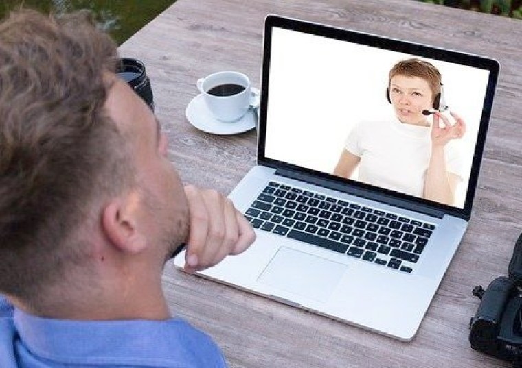 Schouten & Nelissen stapt in Ixly