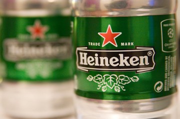 Dochteronderneming Heineken ziet AB InBev-deal doorgaan