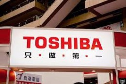 Toshiba valt uiteen in drie brokken