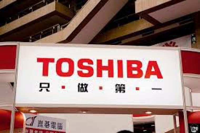 Toshiba valt uiteen in drie brokken