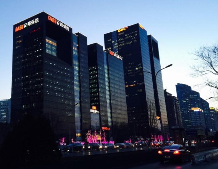 Chinezen grijpen in bij Vivat-moeder Anbang