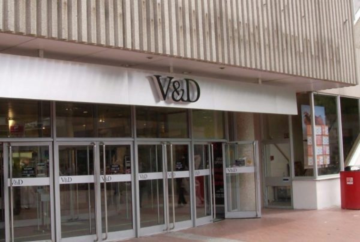 Curatoren maken haast met verkoop V&D