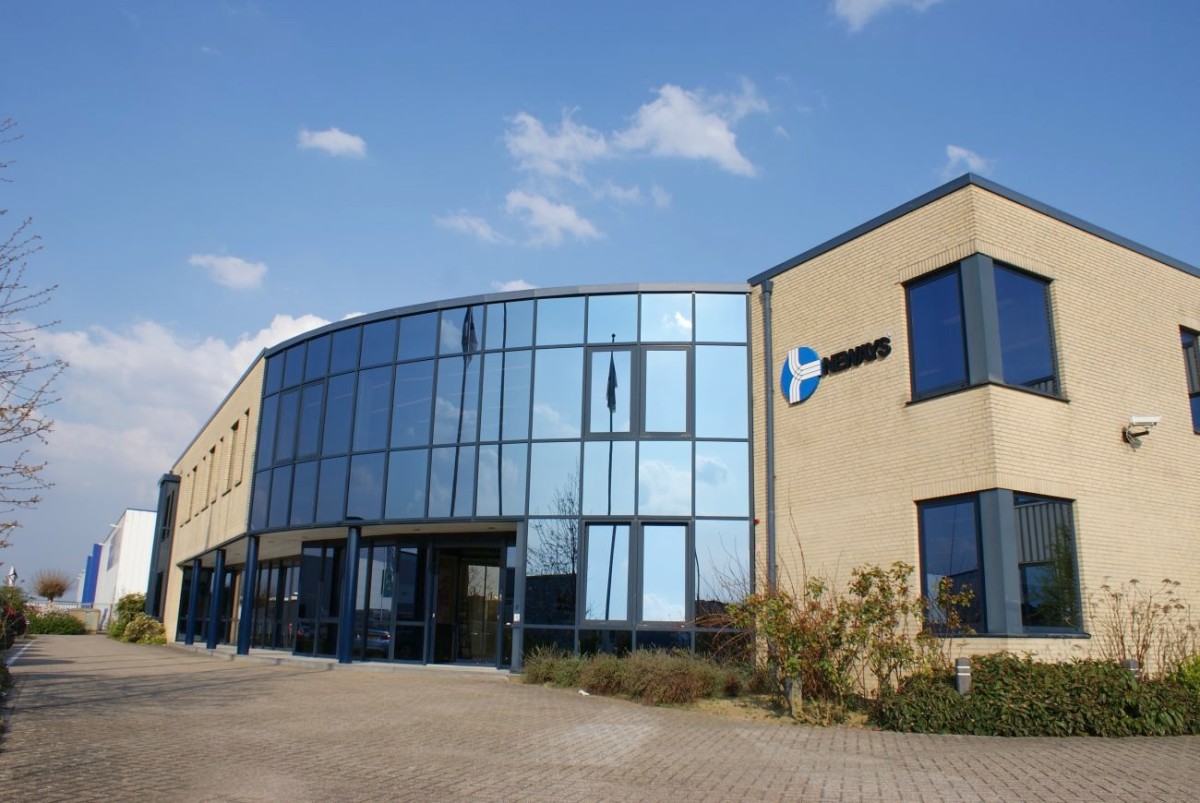 Infestos knokt met VDL over deal met Neways