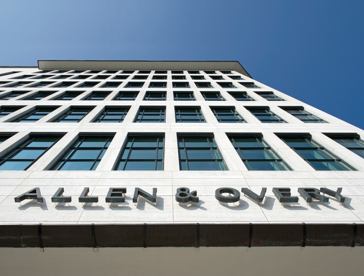 Allen & Overy herovert eerste plaats in league tables op Stibbe