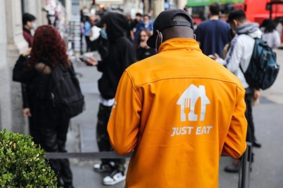 Just Eat Takeaway mikpunt van overnamegeruchten