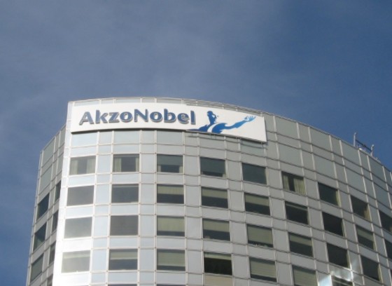 Kort geding Elliott en AkzoNobel op 27 juli