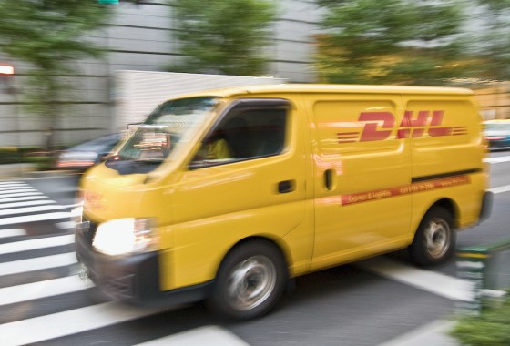 DHL neemt bezittingen Instabox en Red je Pakketje over