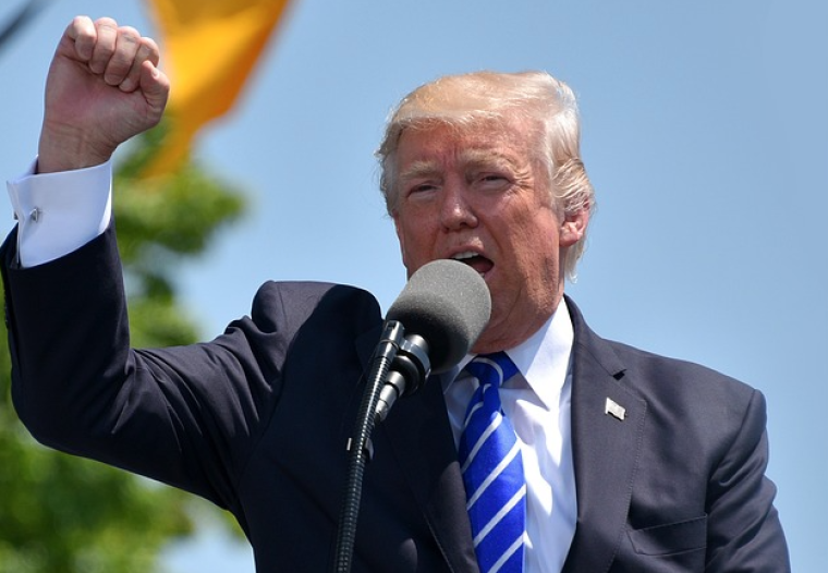 Trump bemoeit zich niet met overnamestrijd Warner Bros. Discovery