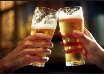 Brouwer Ab Inbev koopt biersite RateBeer