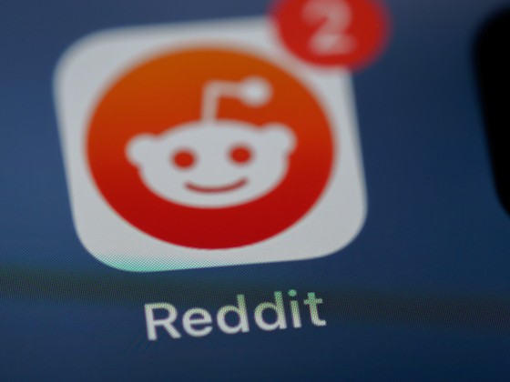 Reddit wordt bij beursgang 15 miljard waard