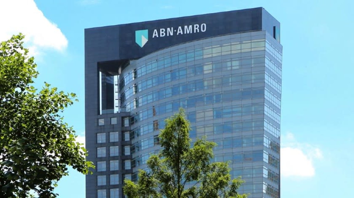 Staat stoot weer een stukje af van ABN AMRO