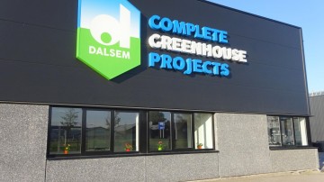 Brennikmeijer-familie stapt via Cofra in de glastuinbouw