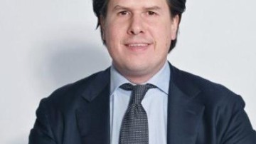 Ludo Luijks naar AKD