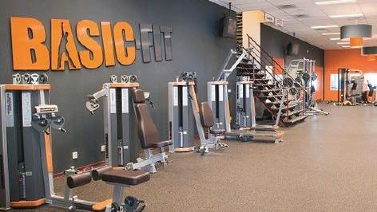 NautaDutilh, A&O, Rabo en Lazard adviseren bij overname Basic-Fit