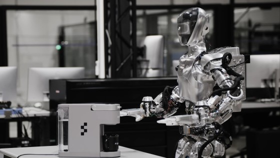 AI-kopstukken steken 675 miljoen in start-up die humanoïde robots ontwikkelt