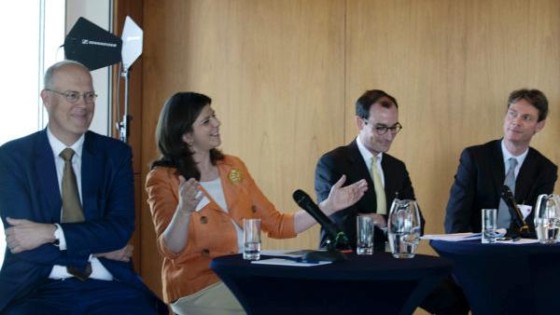 Willem Burgers noemt Hema, Jumbo, Action en ForFarmers als mogelijke beurskandidaten tijdens ECM-seminar bij Stibbe