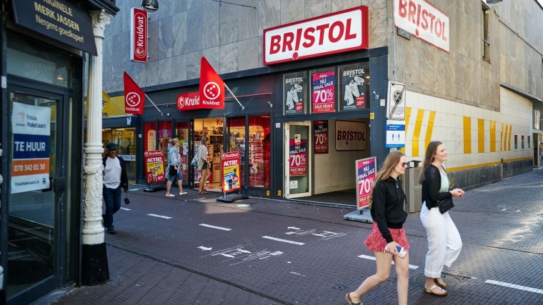 Bristol gebutst, gehavend en afgeslankt door