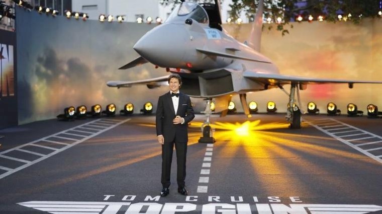 Producent Top Gun: Maverick haalt 400 miljoen op