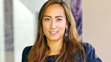 Dewi Walian naar Clifford Chance Amsterdam