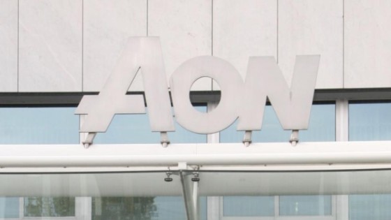 Aon verkoopt particuliere verzekeringen aan investeerder