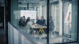 Welke 20 dealmakers doen de meeste large cap (>250 miljoen euro) deals?