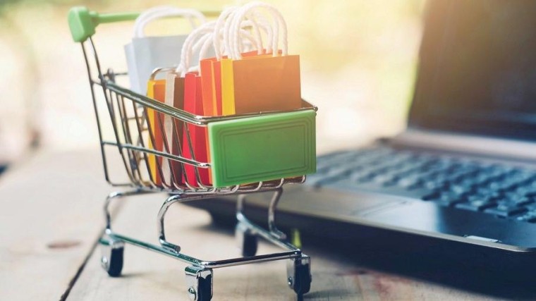 Ondernemerstrio wil tientallen webshops opkopen