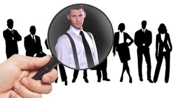 HeadFirst Group acquireert recruitmentbedrijf Sterksen