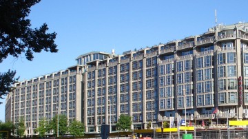 Groot Handelsgebouw verdwijnt van beurs