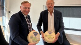 Zuivelbedrijf Royal A-ware neemt belang in geitenkaasfabrikant Amalthea