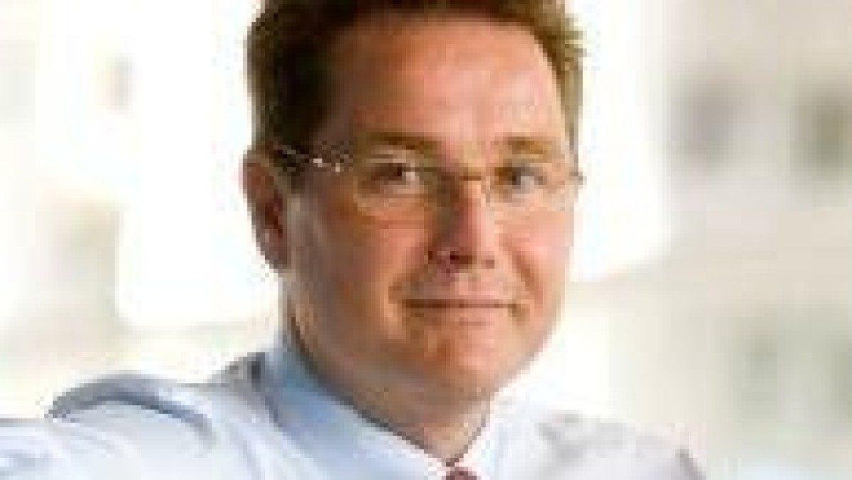 Genomineerd Best M&A Director 2014: Stewart McCrone - Philips