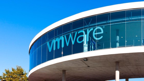 Laatste waakhond staakt verzet tegen superdeal in de tech