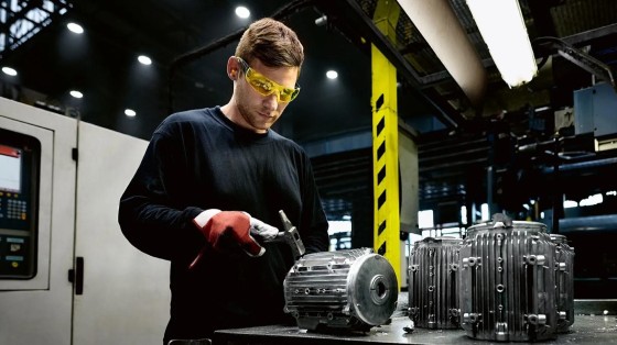 Siemens doet Duitse motorfabriek voor drie miljard van de hand