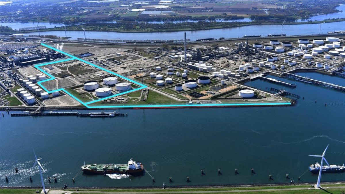 Brit stoot Rotterdamse terminal af naar Spaanse collega