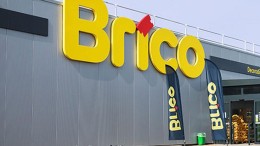 Praxix-moeder wil af van 138 Belgische dochters