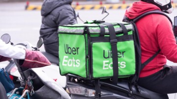Uber overweegt miljardenbod op Delivery Hero dat wellicht op een Brussels veto zal stuiten