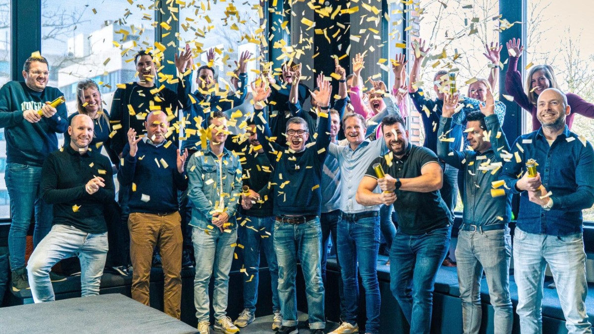 Vreugde over de overname van EF2 door Happy Horizon