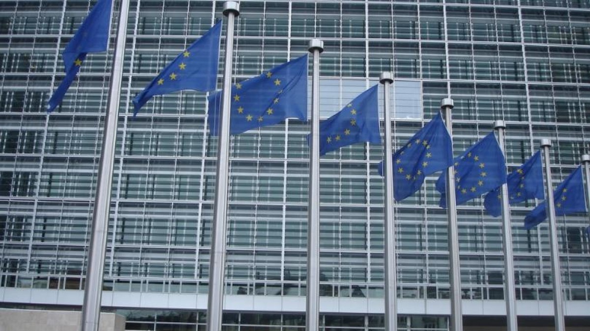 Regering krijgt tik op vingers over belasting