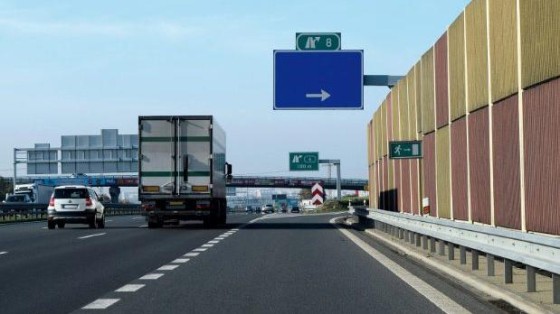 Winst transportsector onder druk door hogere lonen en duurdere brandstof