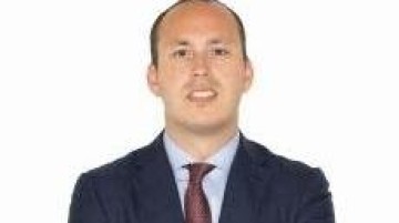 Oud ING'er Monte Hoekstra versterkt gelederen Aperghis & Co