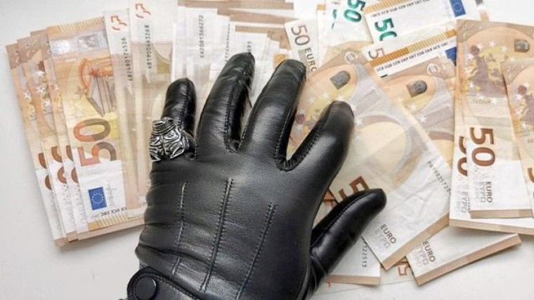 'Vraagtekens autoriteiten bij deal BNP Paribas en Deutsche Bank'