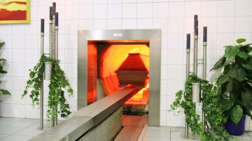 DELA aan de haal met bouwer van crematieovens DFW