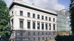 'Mogelijk verkoop Bank Degroof Petercam'