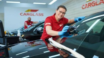 Moeder van Carglass mogelijk naar de Amsterdamse beurs