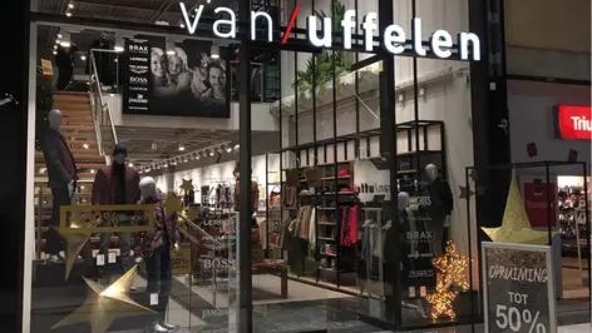 Modeketen Van Uffelen groeit door kopen failliete winkels