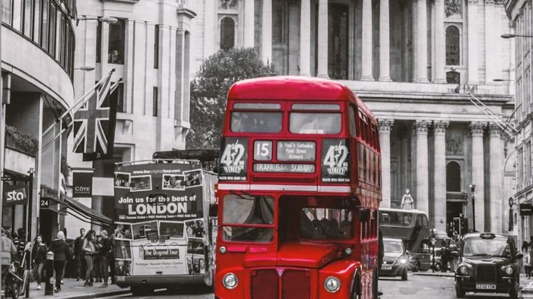 Dealmachine van communicatiebureau gaat op Engelse toer