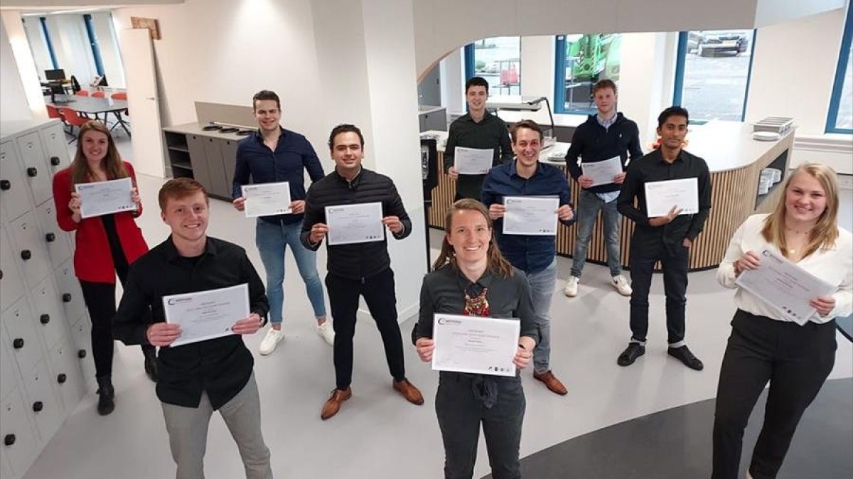 The Digital Neighborhood bundelt dochters in Cmotions