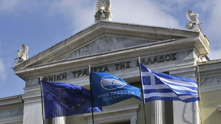 Griekenland gooit nationale banken in de verkoop