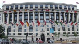 Unilever wacht langer met beslissing over hoofdkantoor